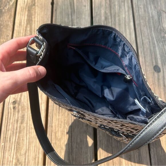 Tommy Hilfiger Monogram Black Leather Tote Bag - Picture 3 of 5